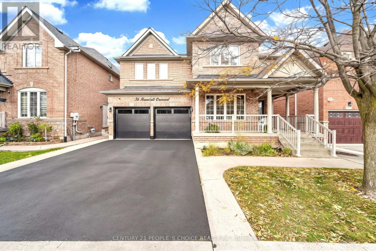 36 Humbolt Crescent, Brampton, ON photo 1
