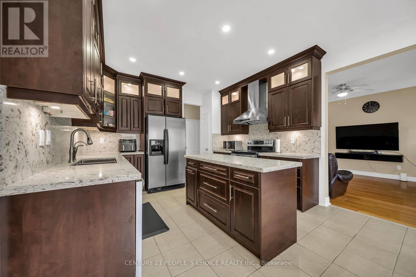 36 Humbolt Crescent, Brampton, ON photo 17