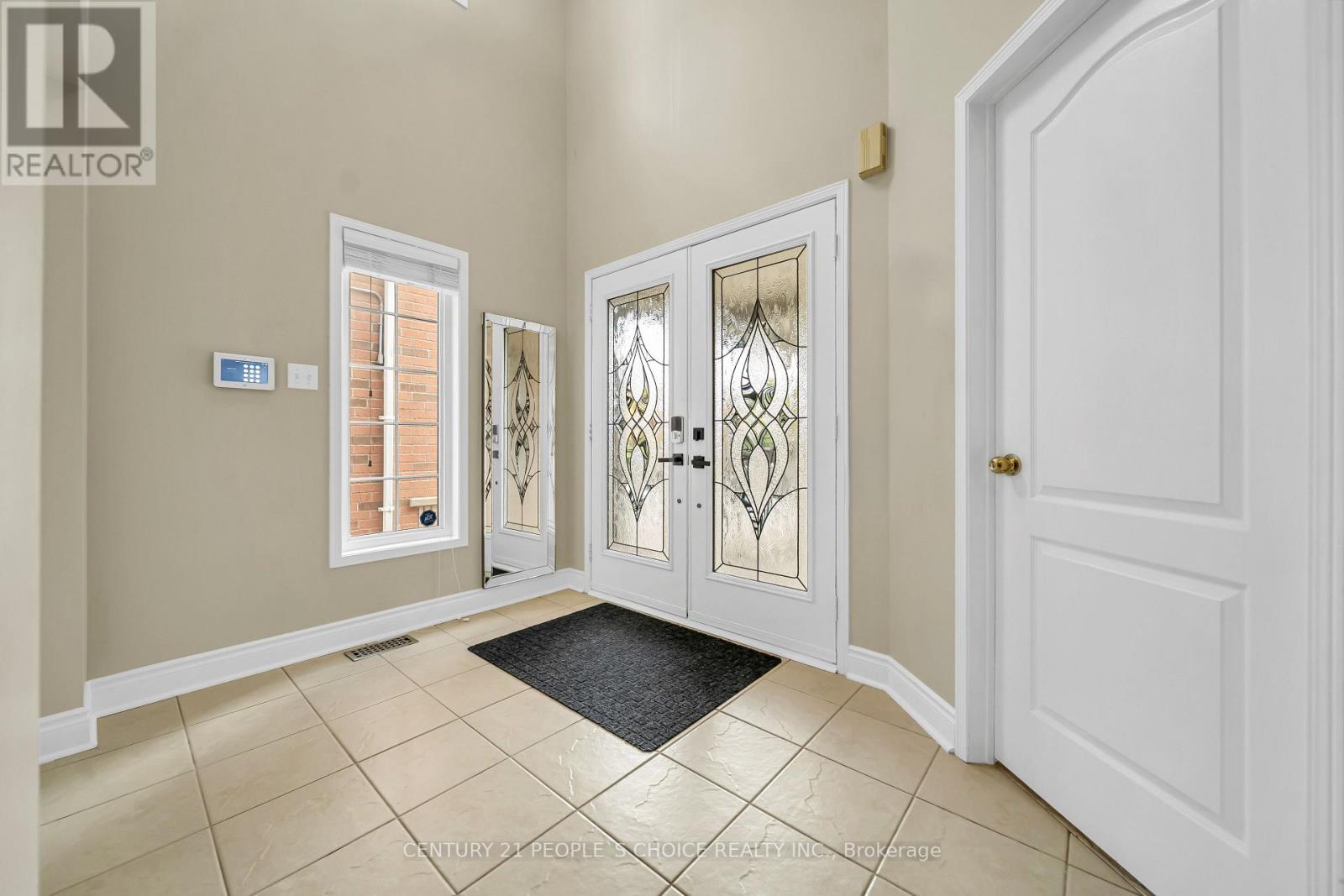 36 Humbolt Crescent, Brampton, ON photo 5