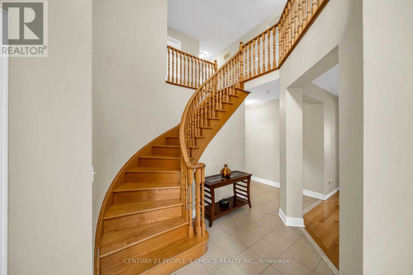 36 Humbolt Crescent, Brampton, ON photo 7
