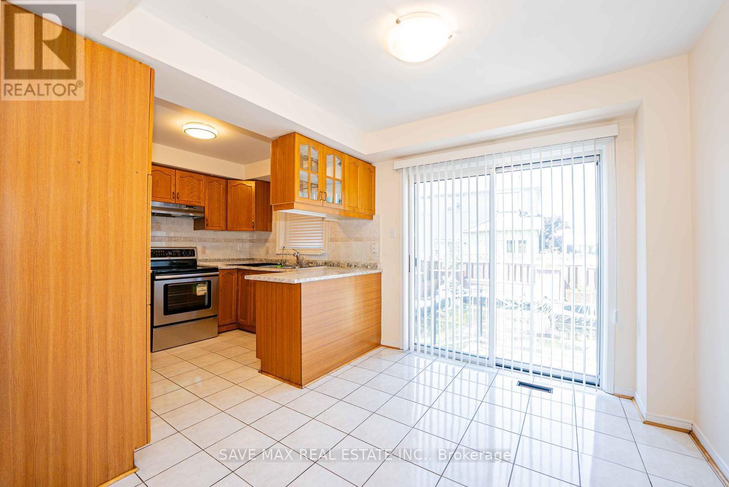 1 Kitto Court — photo 14