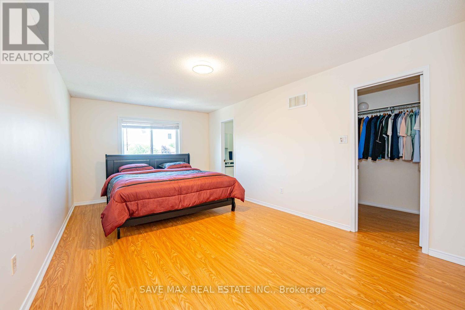 1 Kitto Court — photo 24