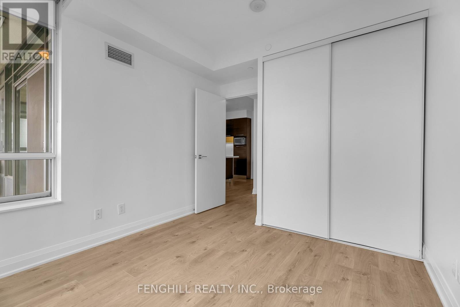 36 Park Lawn Road — photo 21