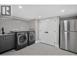 323 Parkview Crescent Se, Calgary, AB T2J4N8 Photo 39