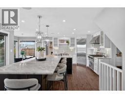 2pc Bathroom - 323 Parkview Crescent Se, Calgary, AB T2J4N8 Photo 7
