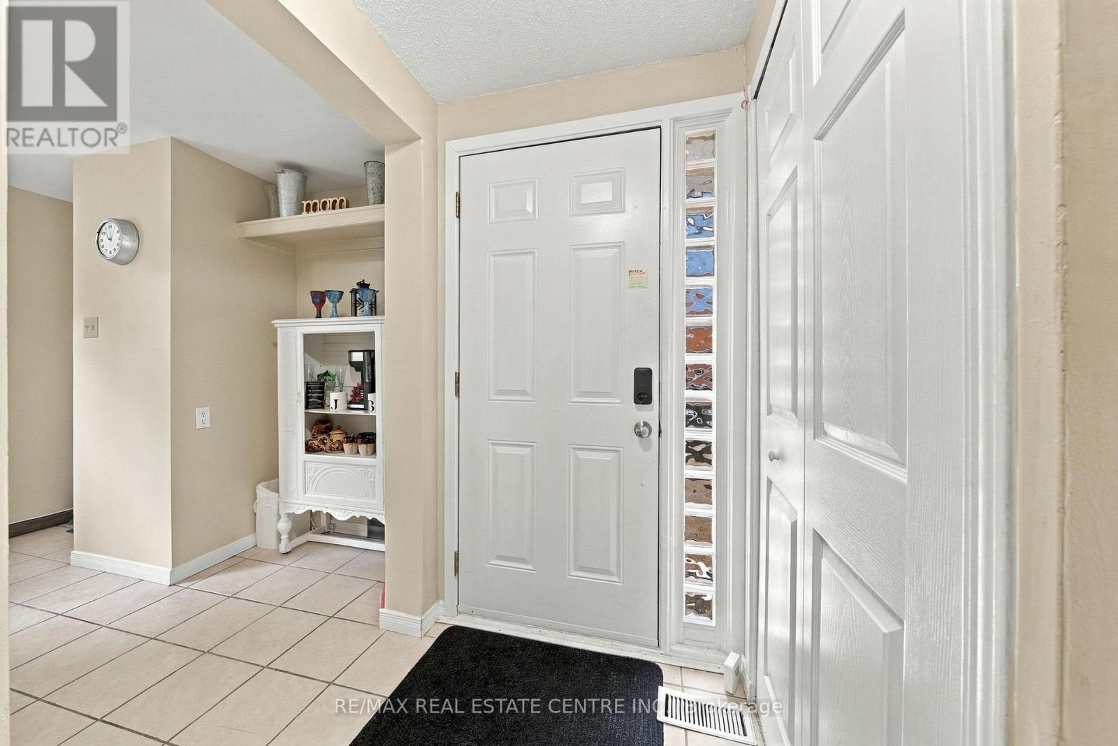 336 Morgan Avenue — photo 4