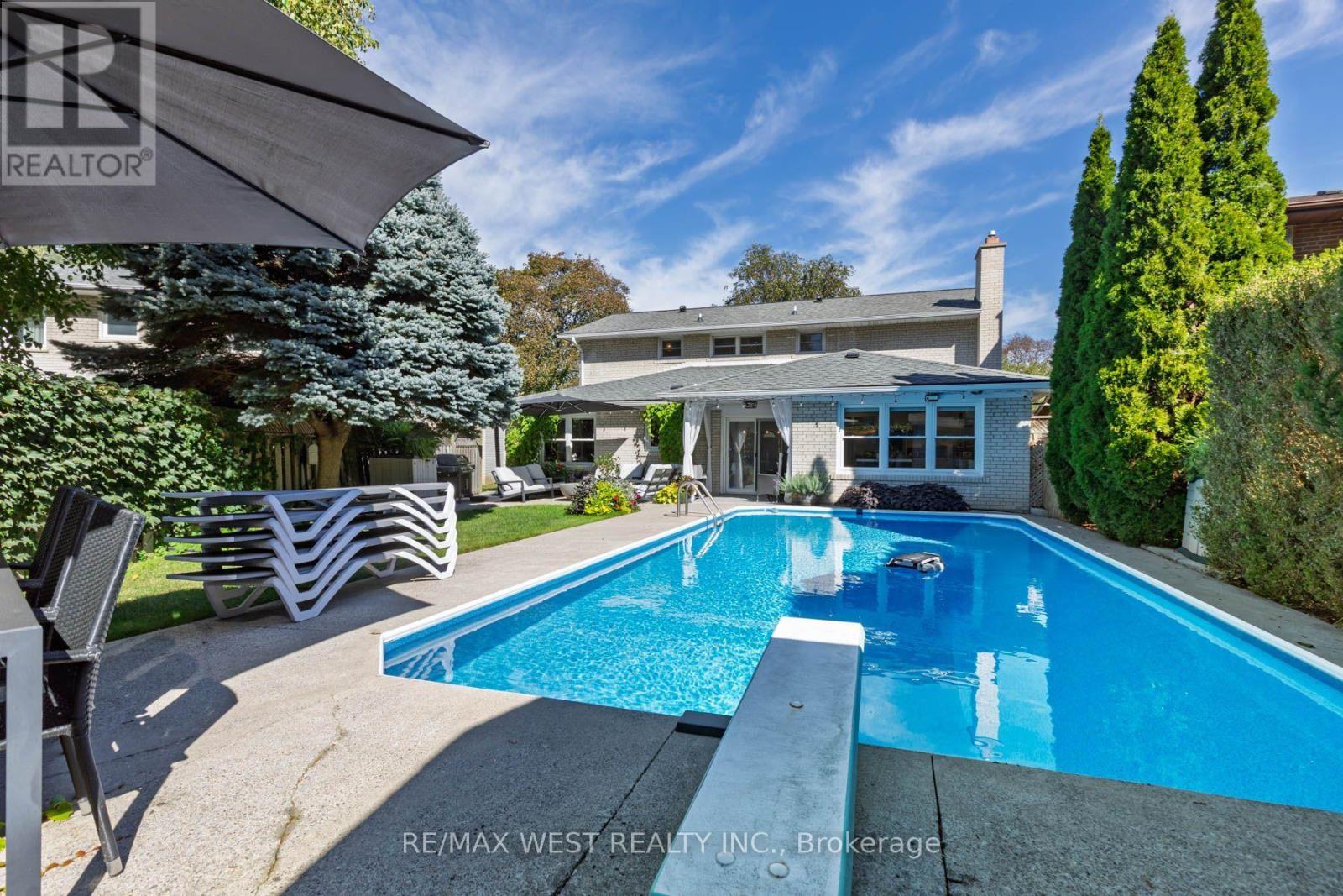 49 Winterton Drive — photo 41