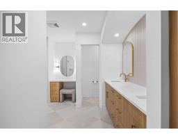 916 Lake Placid Drive Se, Calgary, AB T2J4C2 Photo 26