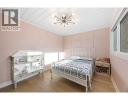 916 Lake Placid Drive Se, Calgary, AB T2J4C2 Photo 32