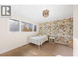 916 Lake Placid Drive Se, Calgary, AB T2J4C2 Photo 34
