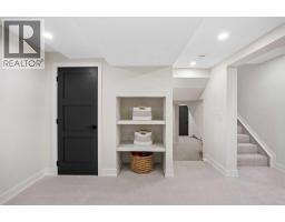 916 Lake Placid Drive Se, Calgary, AB T2J4C2 Photo 38