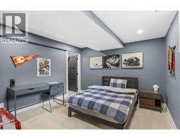 916 Lake Placid Drive Se, Calgary, AB T2J4C2 Photo 39