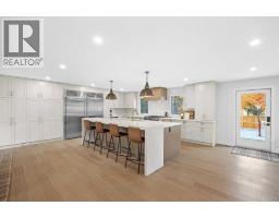 916 Lake Placid Drive SE - photo 4