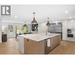 Storage - 916 Lake Placid Drive Se, Calgary, AB T2J4C2 Photo 7
