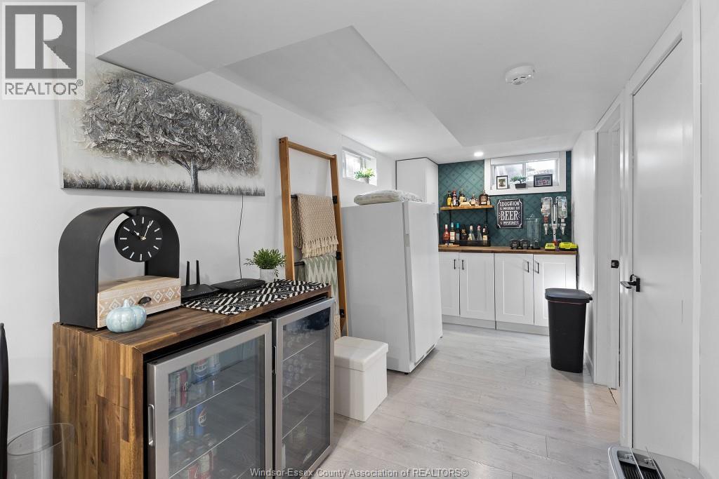 3477 Maisonneuve AVENUE - 16