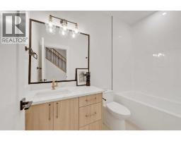 1007 18 Avenue NW - photo 44