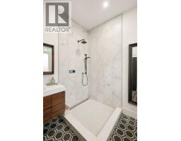 361 Lee Circle, Waterloo, ON N2K2L8 Photo 30