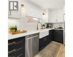 361 Lee Circle, Waterloo, ON N2K2L8 Photo 19