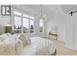 1007 18 Avenue NW - photo 24