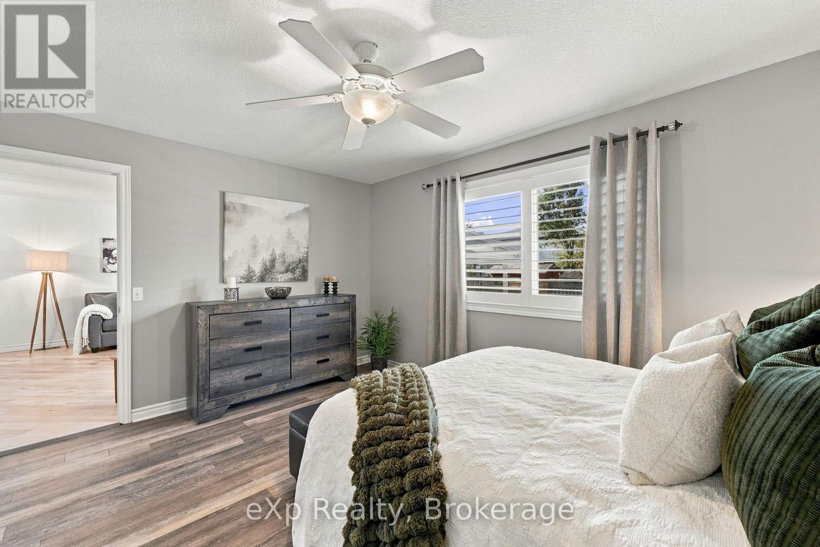 358 Dufferin Street — photo 19