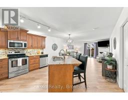 Recreational, Games room - 358 Dufferin Street, Stratford, ON N5A8B3 Photo 8