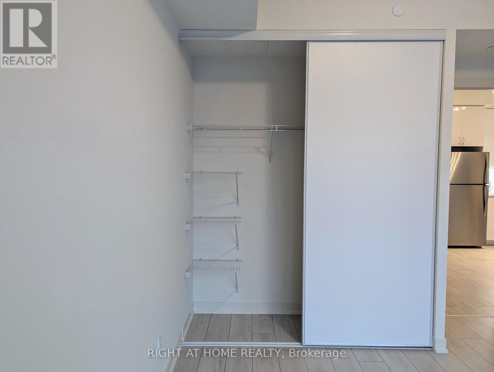 4955 Yonge Street — photo 11
