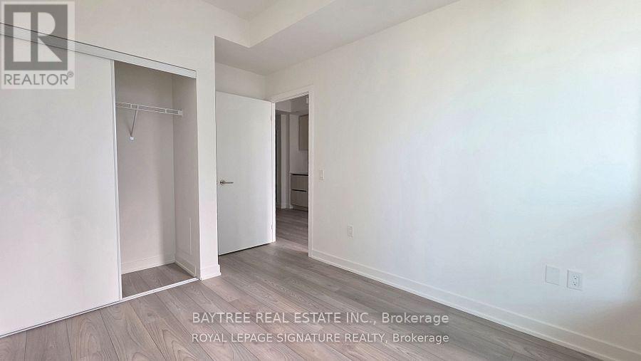 110 Broadway Avenue — photo 4