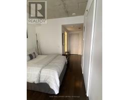 814 - 32 Trolley Crescent, Toronto, ON M5A0E8 Photo 6
