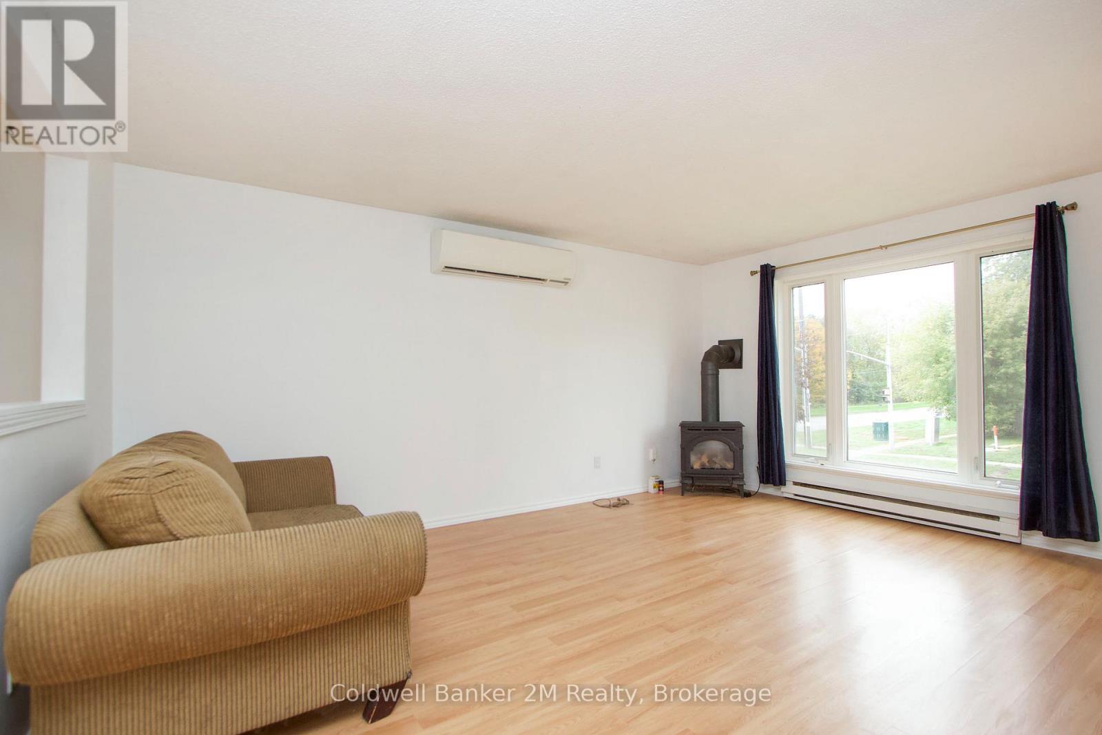 673 ATTERSLEY DRIVE - 7