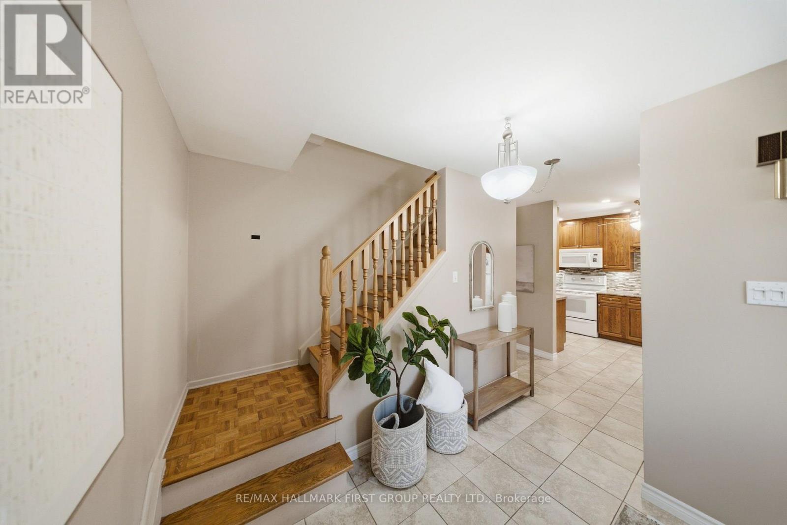 1057 EXETER STREET - 24