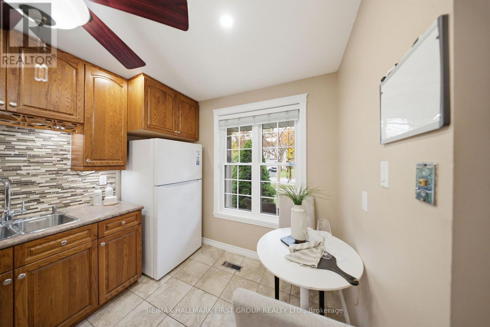 1057 EXETER STREET - 8