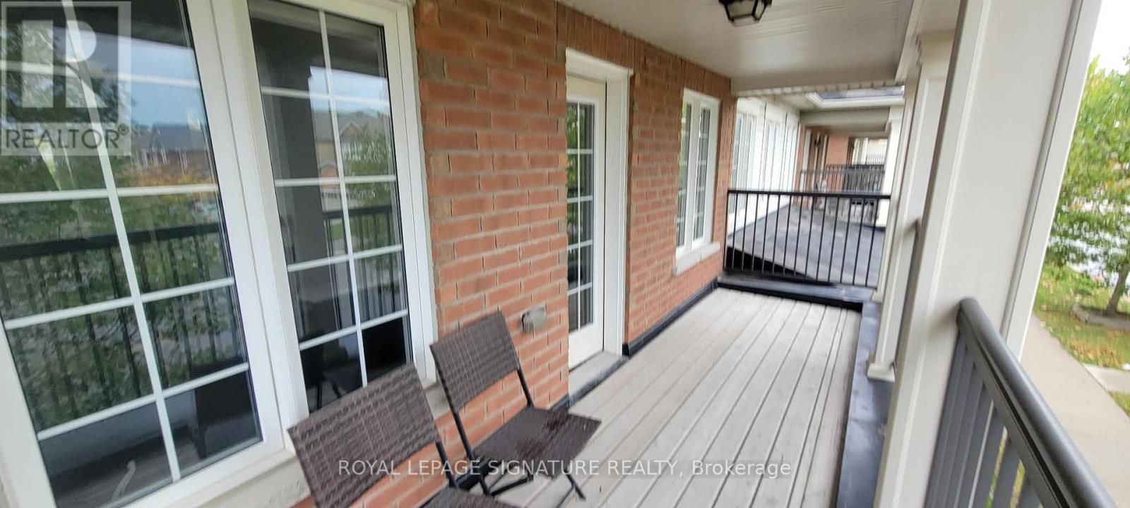 2482 William Jackson Drive, Pickering, ON photo 6
