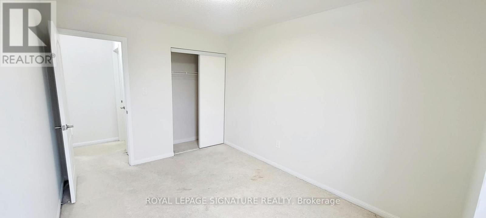 2482 William Jackson Drive, Pickering, ON photo 9