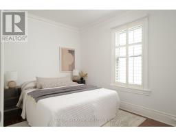 550 Milverton Boulevard, Toronto, ON M4C1X5 Photo 14