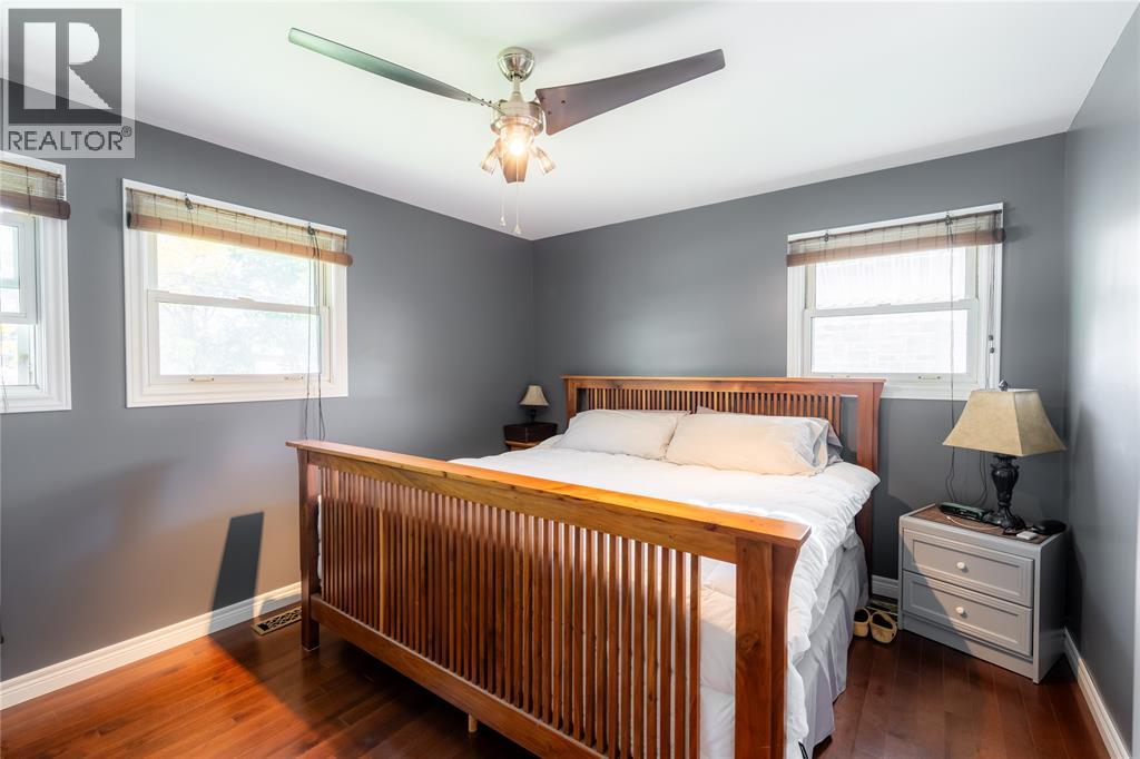 80 Macnab Street — photo 13