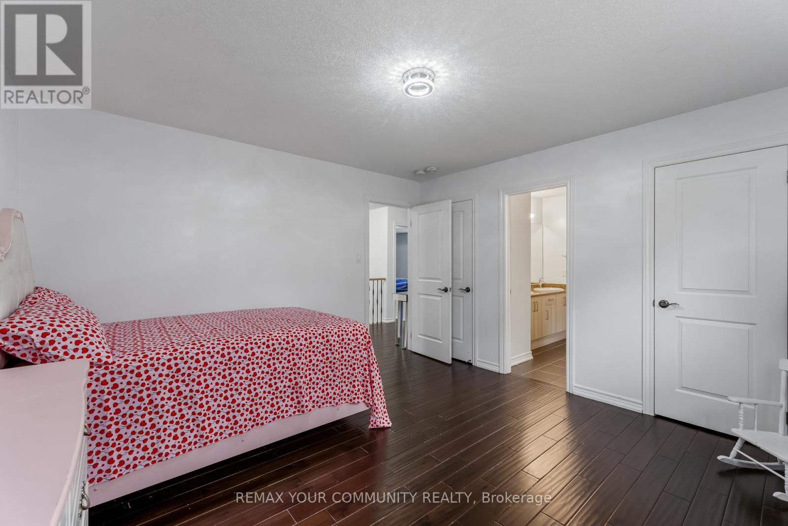 73 MORRISON AVENUE - 34