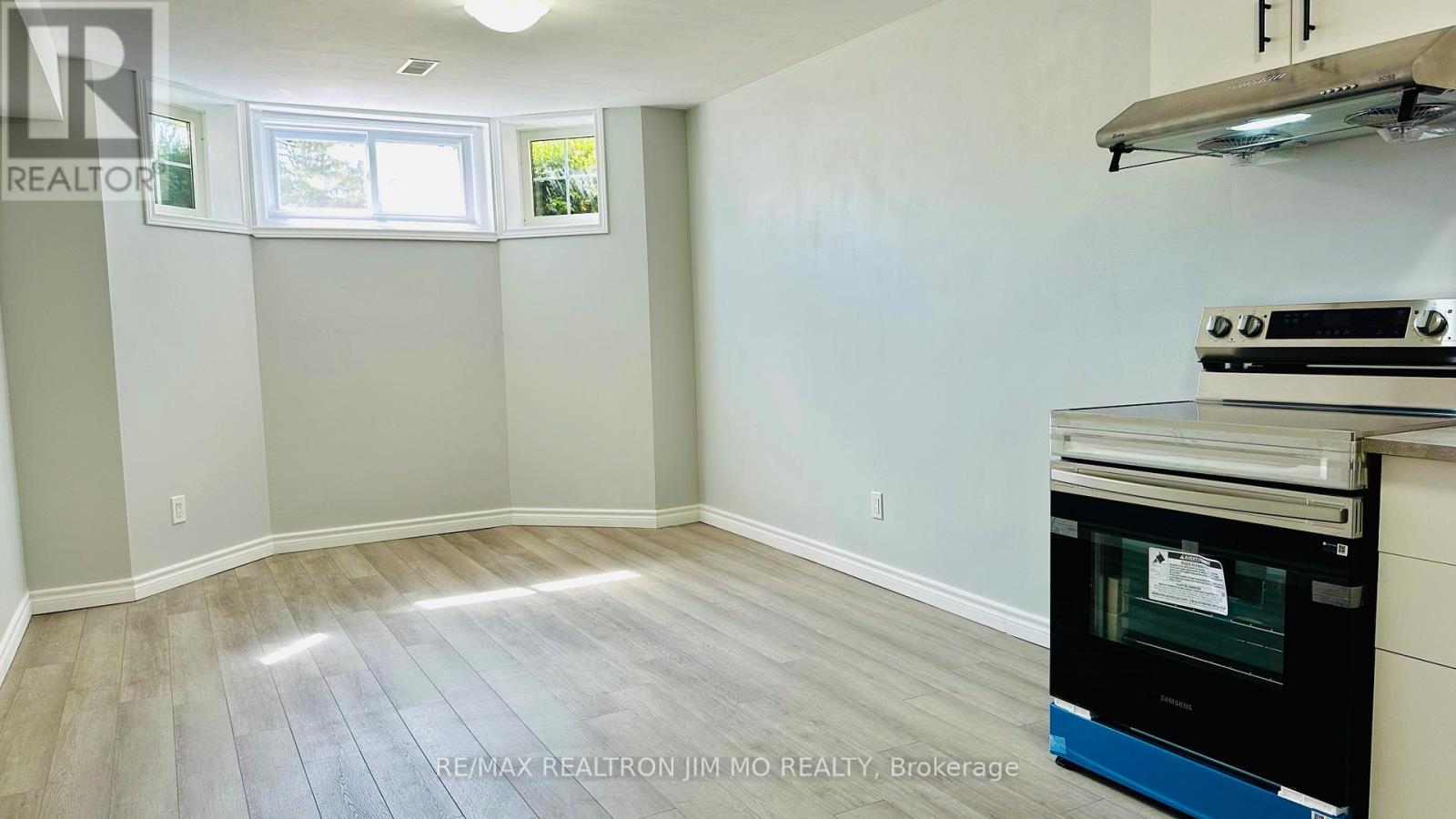 288 Parkwood Avenue — photo 13