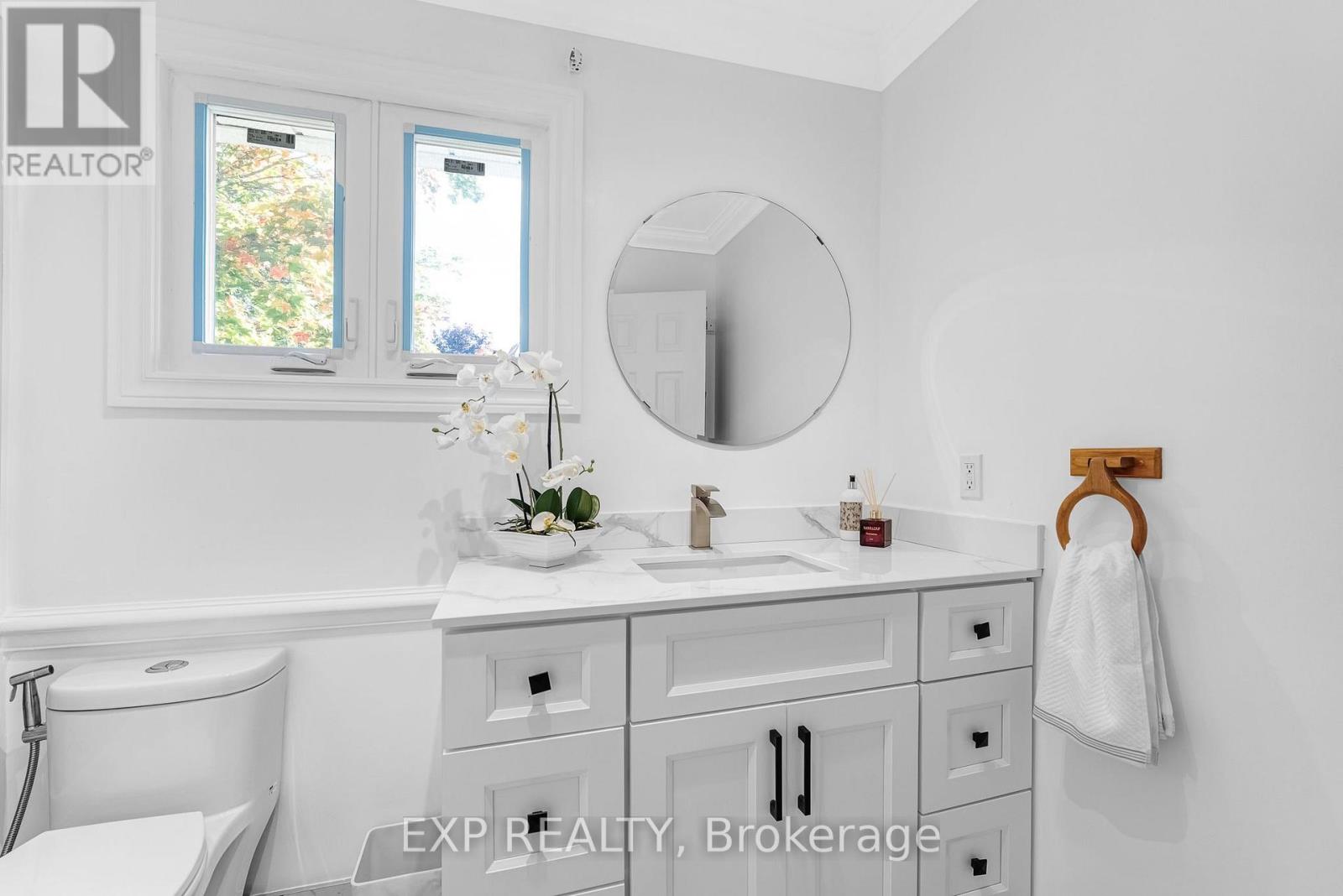 515 London Road — photo 24