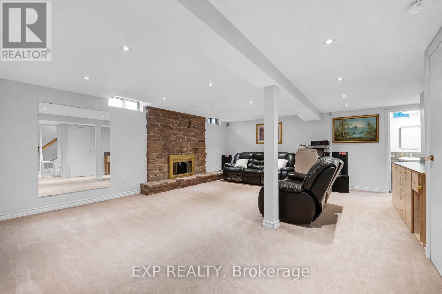 515 London Road — photo 33