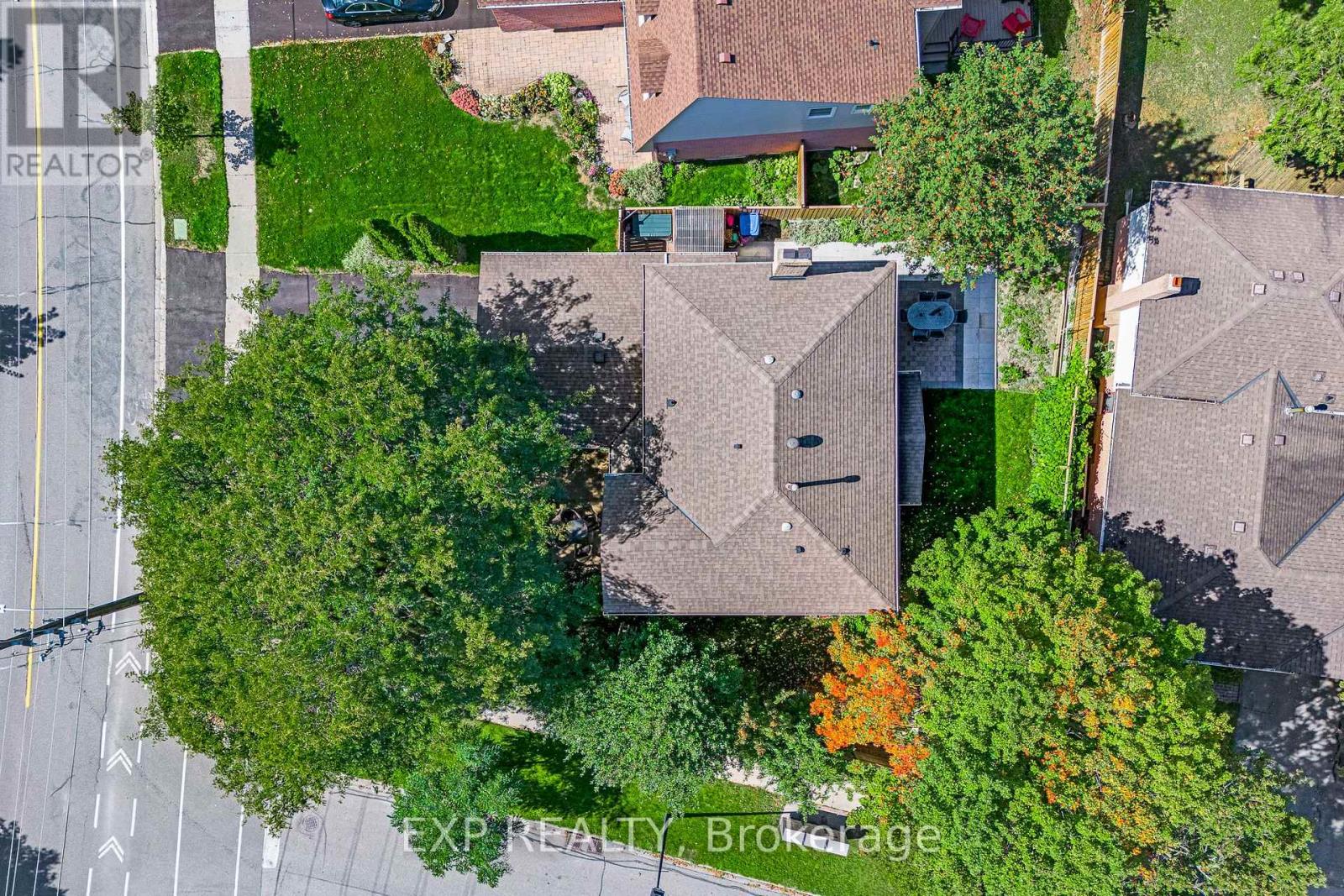 515 London Road — photo 41