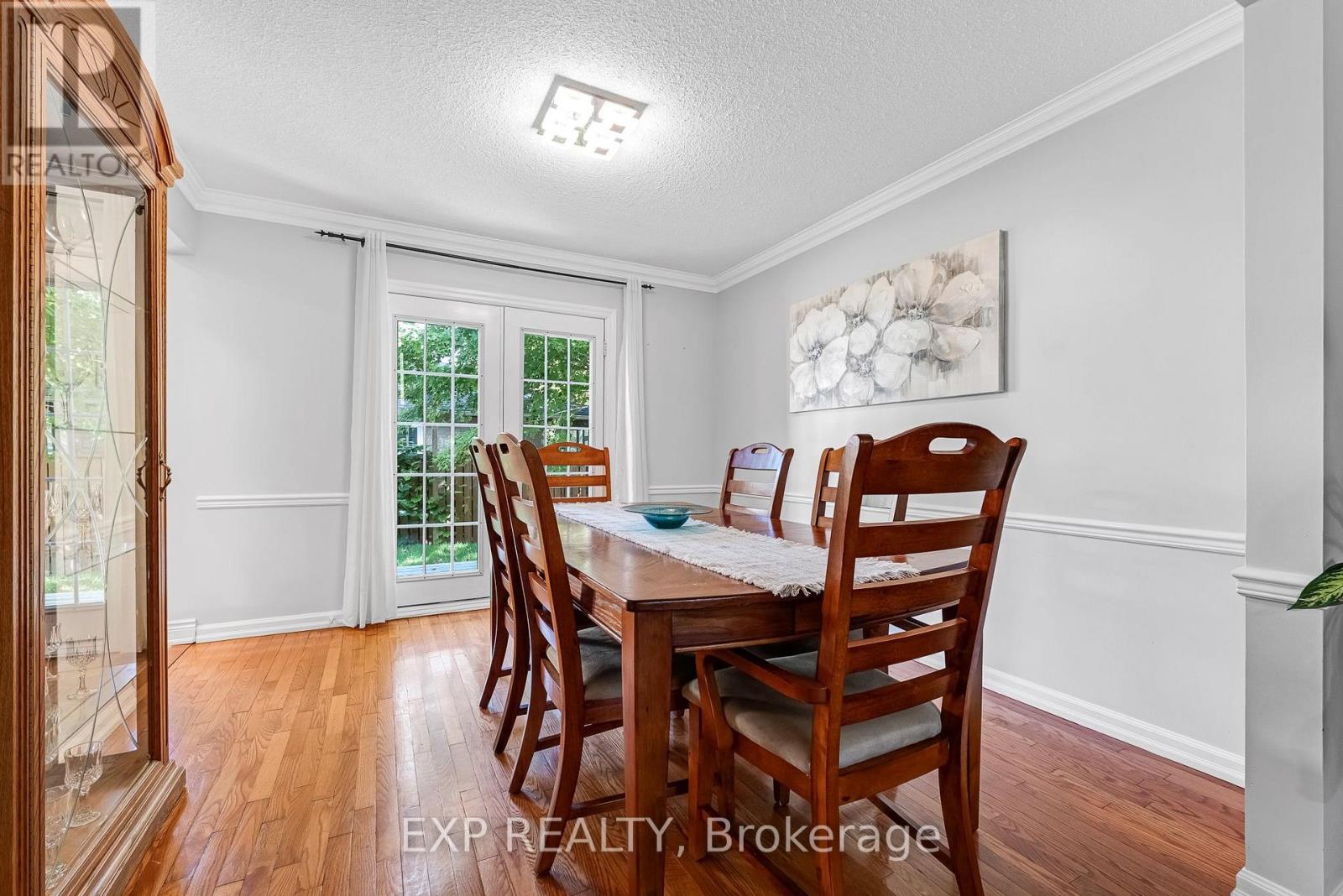 515 London Road — photo 8