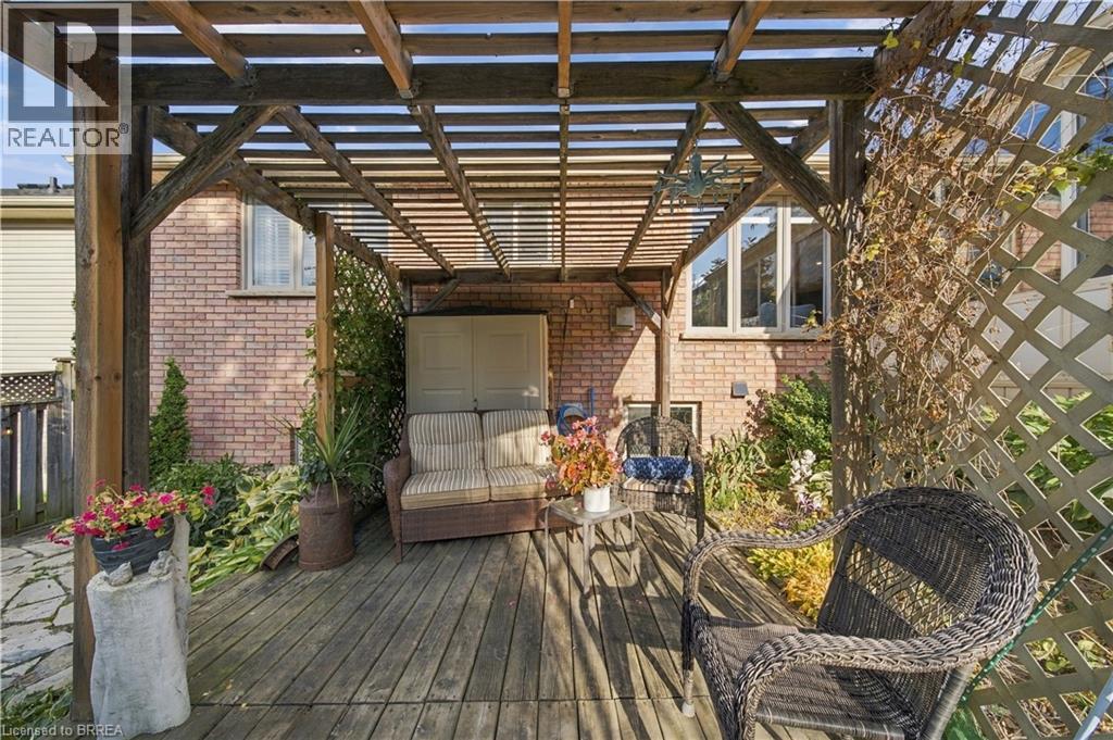 102 Court Drive — photo 42