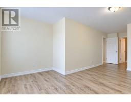 125 Dunforest Terrace, Ottawa, ON K2J3V1 Photo 12