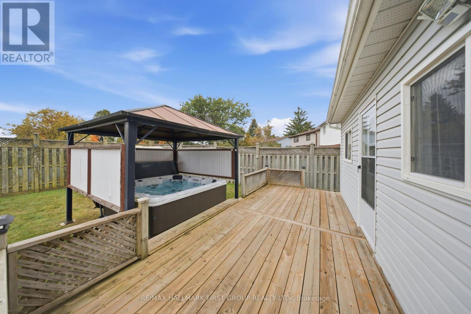 1057 EXETER STREET - 40