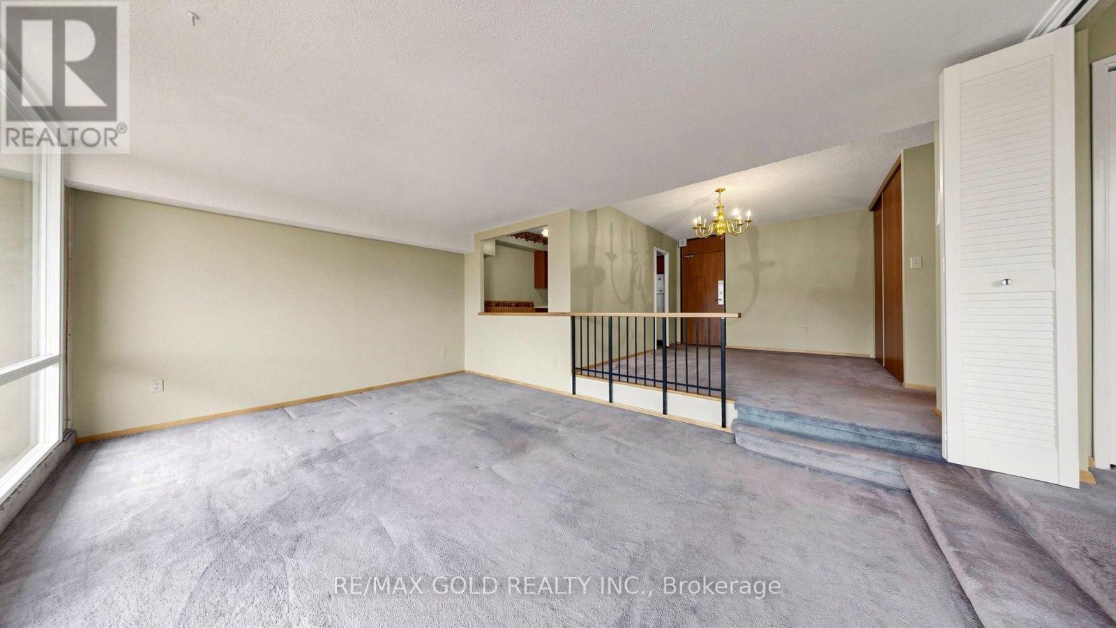 #1504 270 SCARLETT ROAD - 19