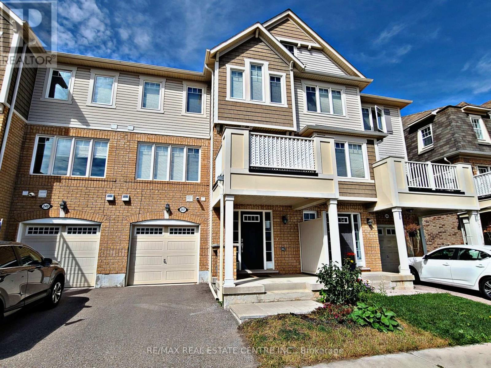 247 Slingsby Landing
