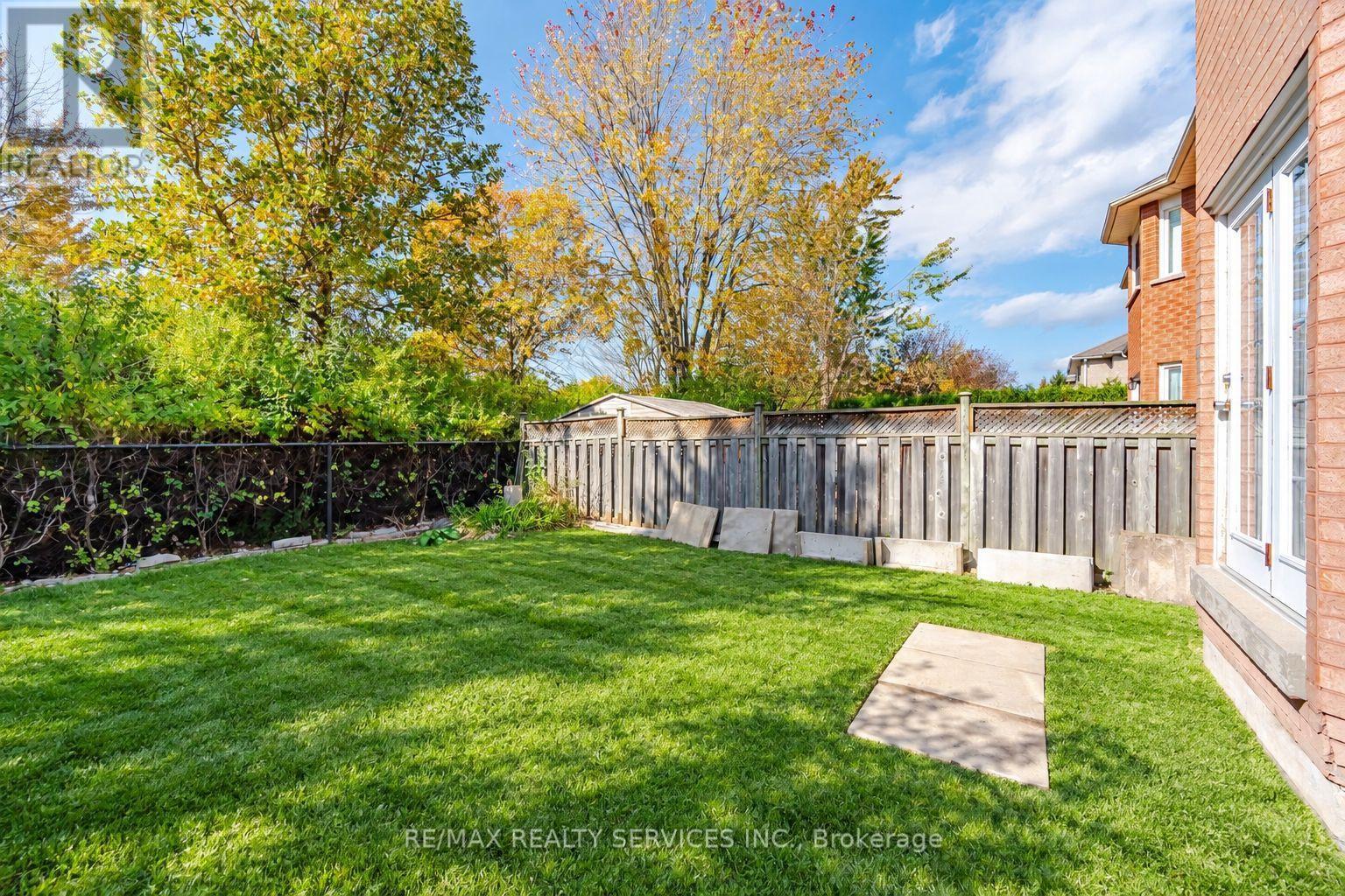 8 GARDENIA WAY - 47