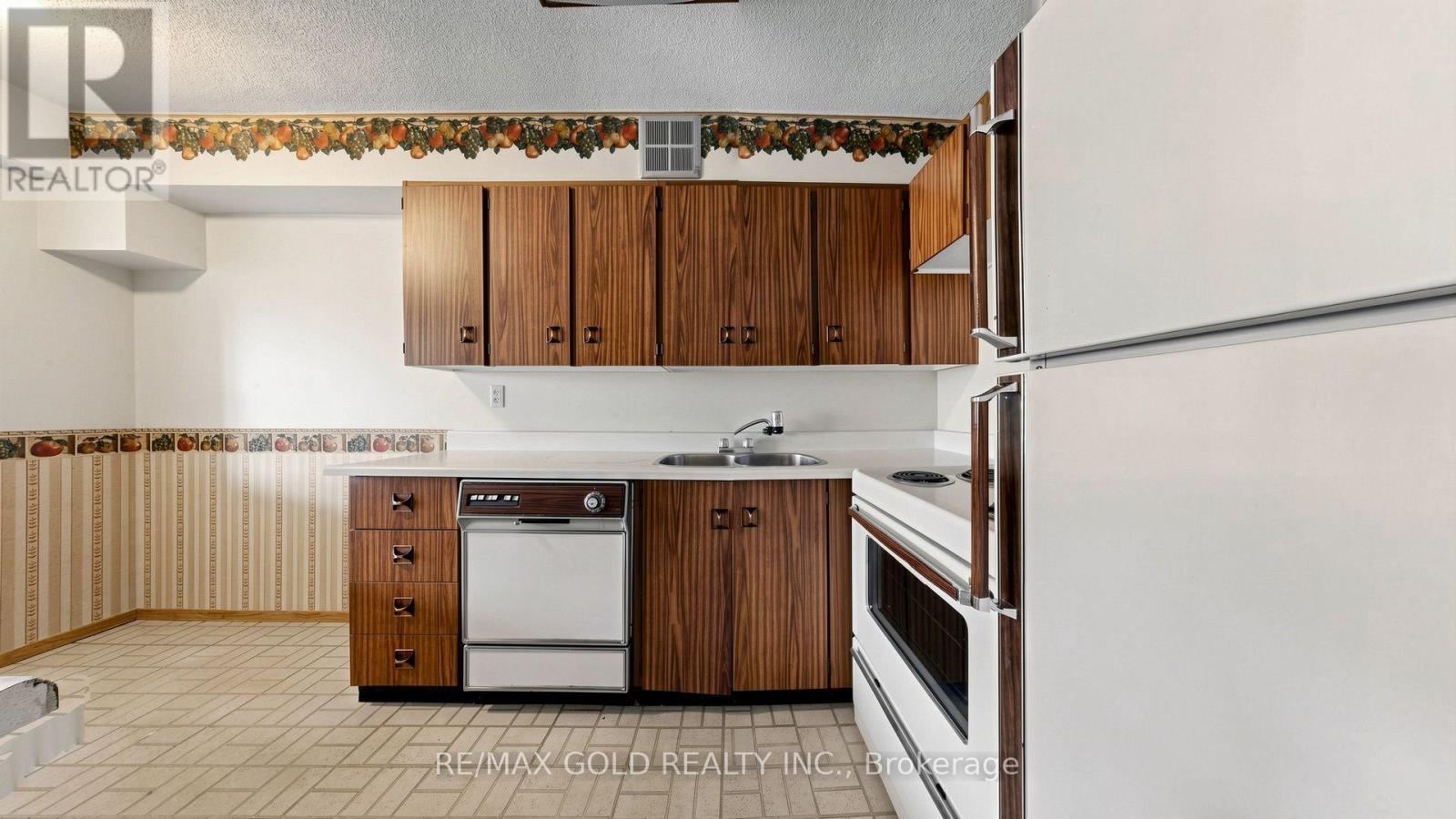 #1504 270 SCARLETT ROAD - 20