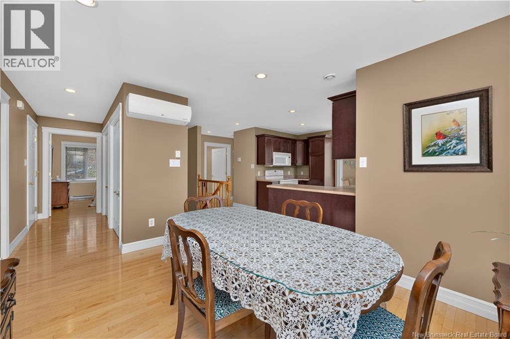 3 Eastgate Court - 14