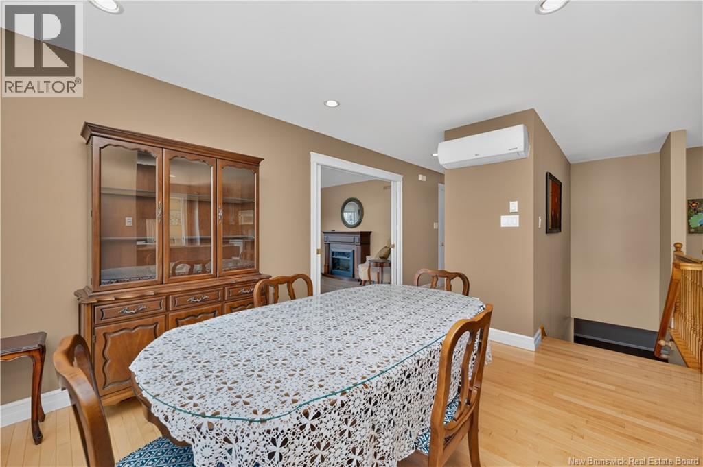 3 Eastgate Court - 15